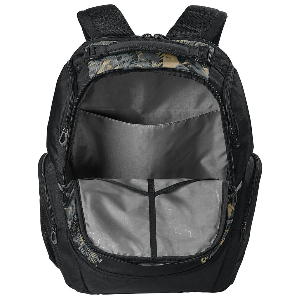 OGIO Woodcut/Blacktop Kinetic Pack