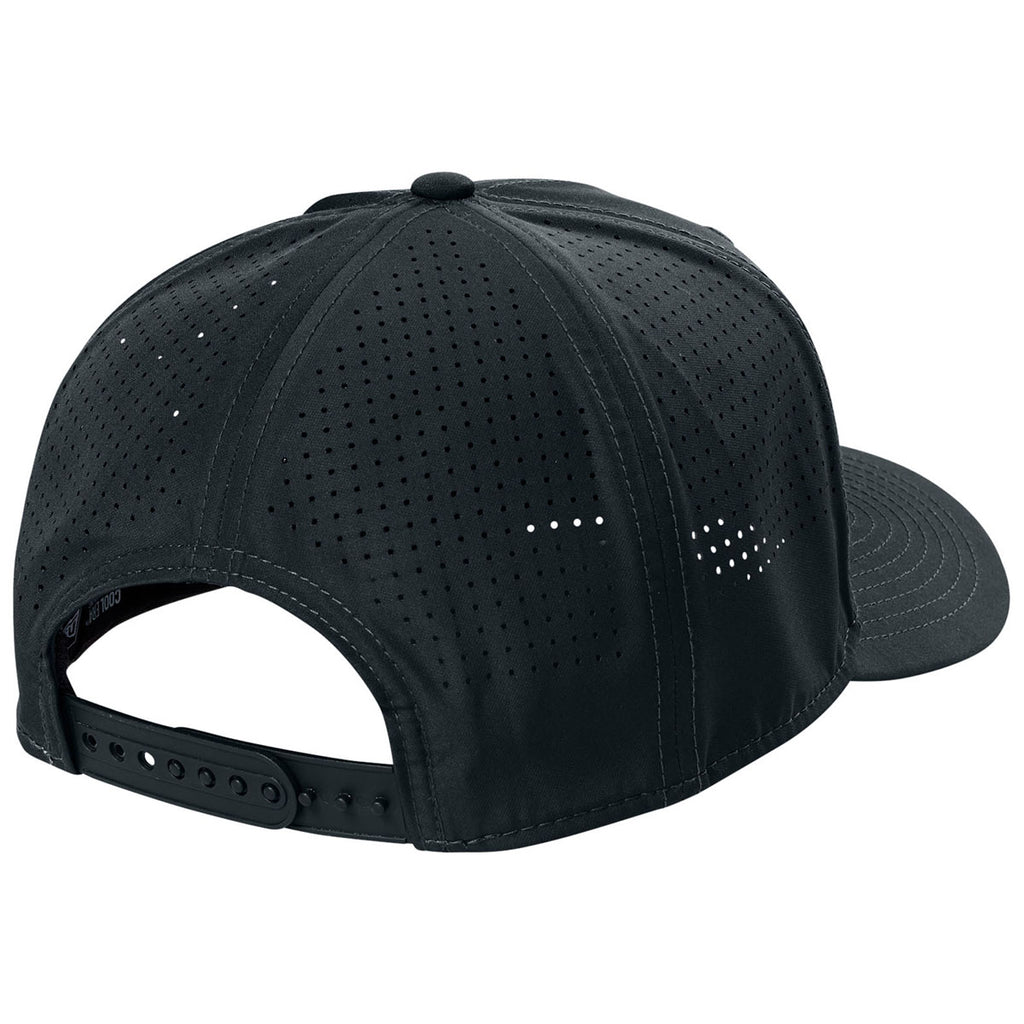 New Era Deep Navy 9SEVENTY Perforated Snapback Cap